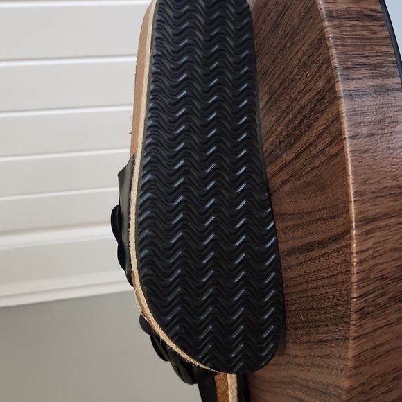 Ardene sandals - Picture 3 of 4